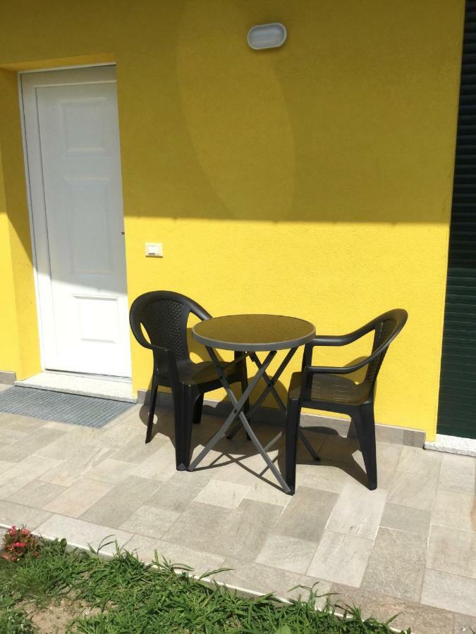 Casa Vacanze Le Casette Masera Exterior foto